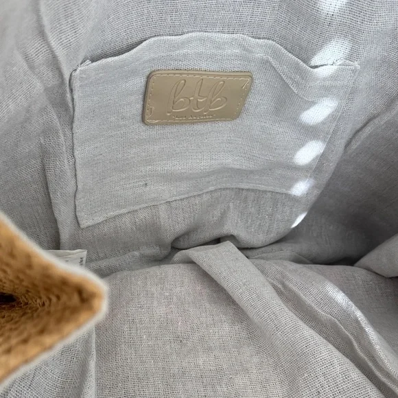 Tan Woven Tote with Pink Accents - Picture 4 of 5